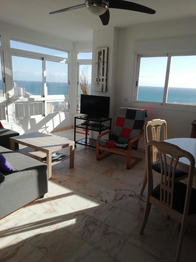 Magnifique Vue A 100M De La Plage 베날마데나코스타 외부 사진
